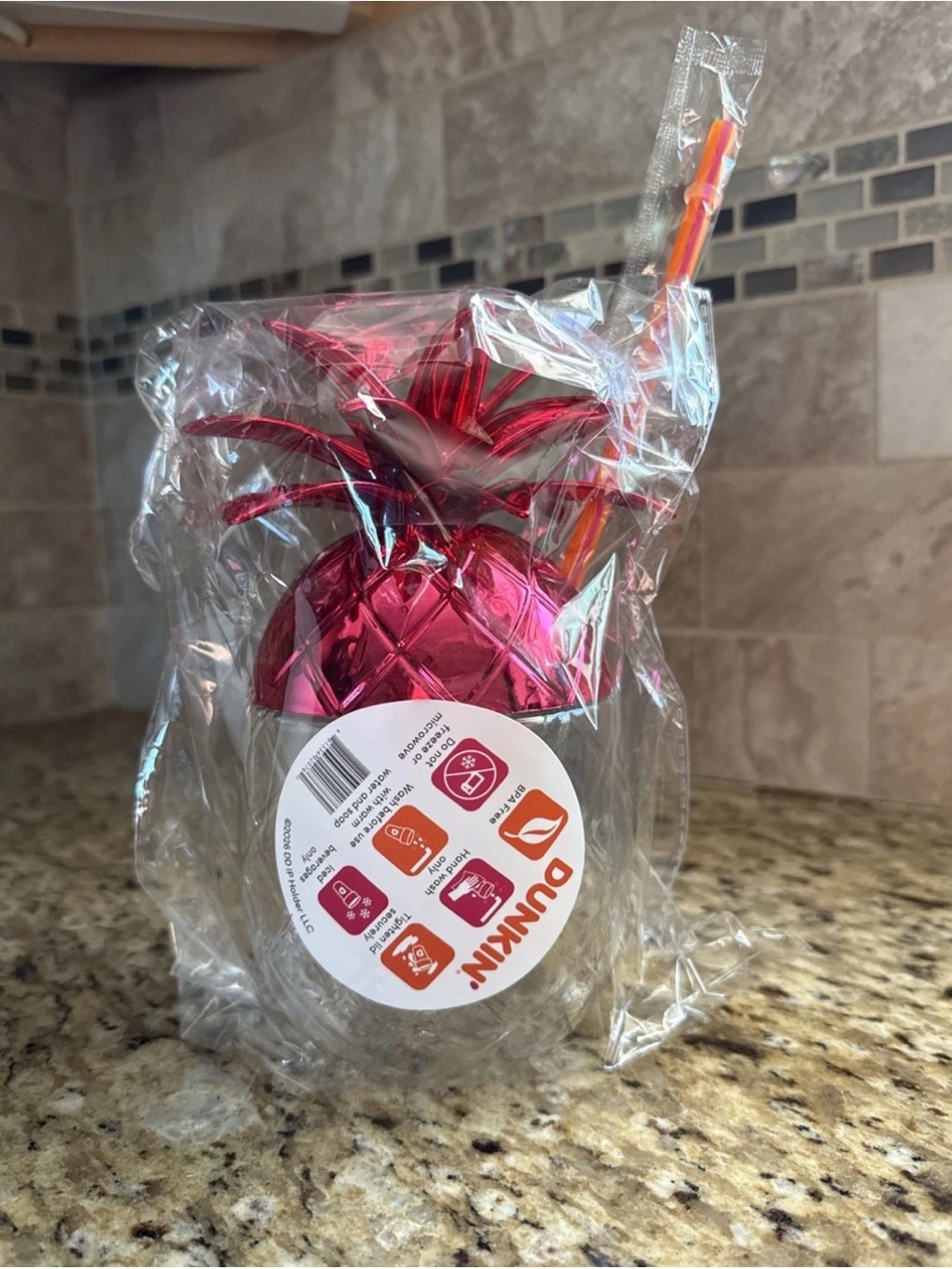 New 2026 Dunkin'- 24oz Barbie Pink Pineappe Cup with Re-Usable Straw - In Hand!